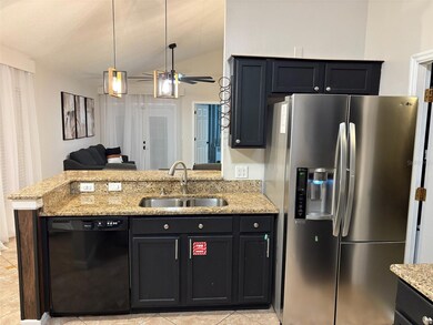 142 Hollingshead Loop, Davenport, FL 33896 - photo 2