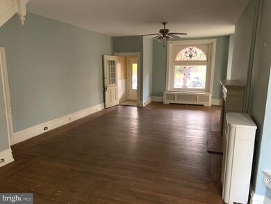 114 Windsor St, Reading, PA 19601 - photo 4