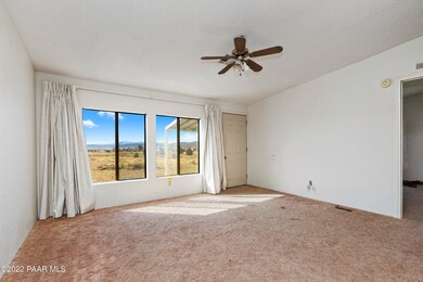 450 W Eleanor Rd, Paulden, AZ 86334 - photo 7