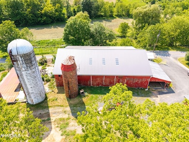 346 Lower Snake Spring Rd, Everett, PA 15537 - photo 5