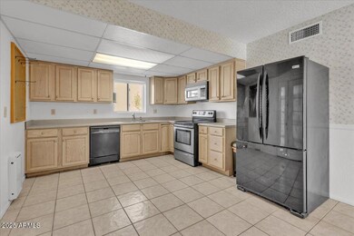 13-Kitchen