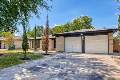 8911 Sunnywood Dr, Houston, TX 77088 - photo 4