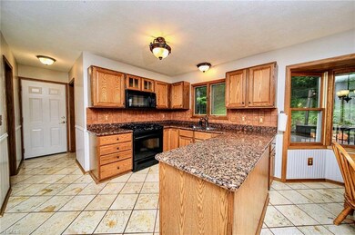 8035 Monterey Dr, Willoughby, OH 44094 - photo 4