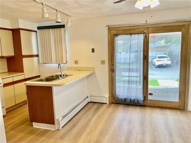 319 Academy Ave unit 4, Providence, RI 02908 - photo 5