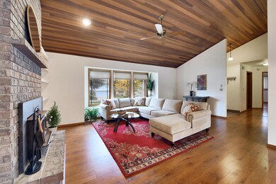 1c lots of natural light in the living a