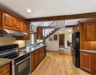 285 Reedy Meadow Rd, Groton, MA 01450 - photo 4
