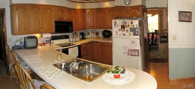 416 Mahoning St, Lehighton, PA 18235 - photo 6