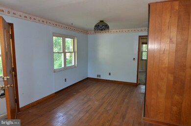 16015 Carroll Ave, Woodbridge, VA 22191 - photo 5