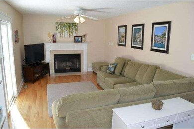 78 Jennifer Ln, Morrisville, PA 19067 - photo 7