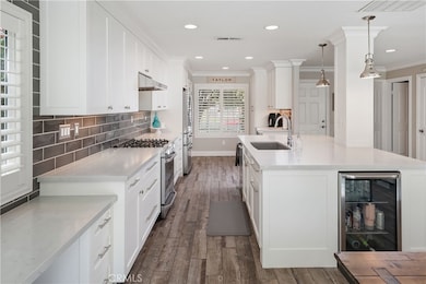 29810 Glendower Ct, Castaic, CA 91384 - photo 3