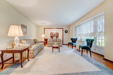 9 Honey Ln, Tinton Falls, NJ 07712 - photo 4