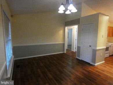 2512 Quail Oak Dr, Ruther Glen, VA 22546 - photo 3