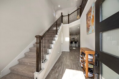 Large open entry way.