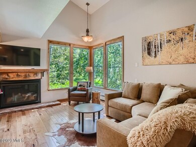 06 Living Room