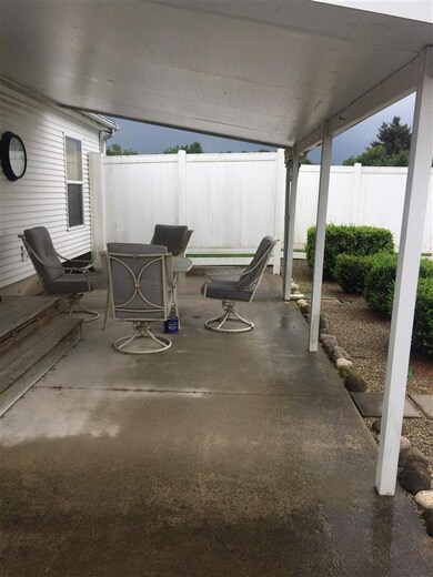 735 N 900 W, Angola, IN 46703 - photo 7