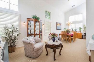 27463 Bridgewater Dr, Valencia, CA 91354 - photo 4