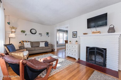 1111 Regent St Niskayuna NY mls-18