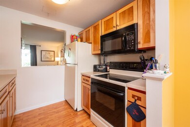 67 Fifth St unit 8, Dover, NH 03820 - photo 3