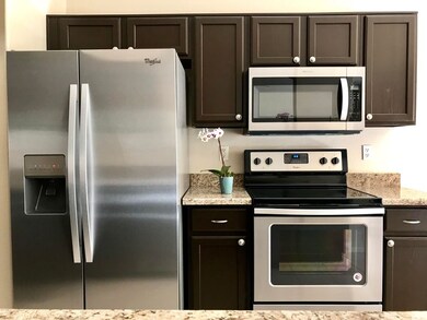 2Kitchen1