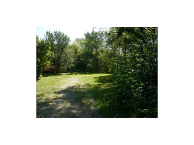 1101 N Jerry St, Raymore, MO 64083 - photo 2