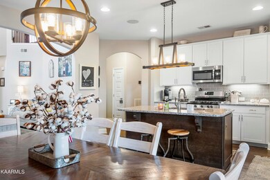 159 10803 Hunters Knoll