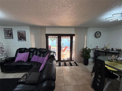 9525 SW 148th Avenue Cir N, Miami, FL 33196 - photo 2