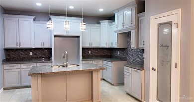 1314 Middle St, Alamo, TX 78516 - photo 6