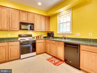 12996 Terminal Way, Woodbridge, VA 22193 - photo 6
