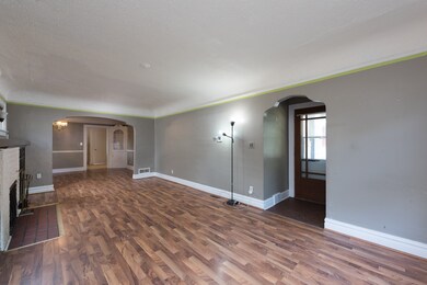 1314 N Ash St, Waukegan, IL 60085 - photo 4