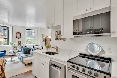 40 Commonwealth Ave unit A, Boston, MA 02116 - photo 2