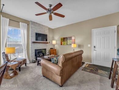 12-web-or-mls-900-bitner-rd-c-24