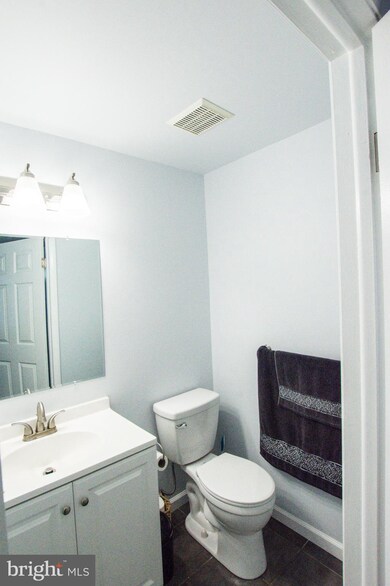 8 Glynn Garth, Reisterstown, MD 21136 - photo 4