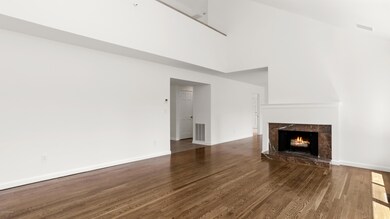 103 W Lyon Farm Dr, Greenwich, CT 06831 - photo 7