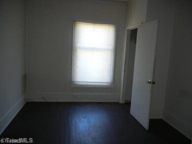 801 Barnes St, Reidsville, NC 27320 - photo 5