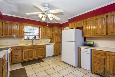 1508 Leach St, Kilgore, TX 75662 - photo 7