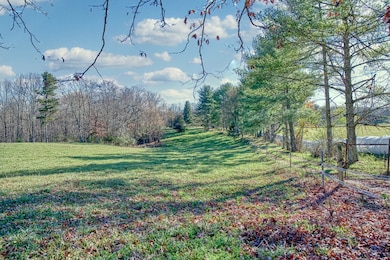 2730 Muddy Pond Rd, Monterey, TN 38574 - photo 2