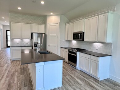 10111 Tatter Creek Ct, Conroe, TX 77384 - photo 6