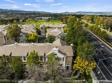 26848 Marina Point Ln unit 46, Valencia, CA 91355 - photo 3