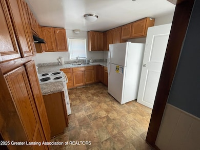 5100 Wexford Rd, Lansing, MI 48911 - photo 3