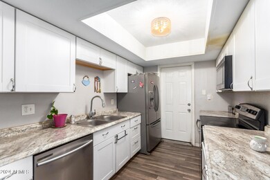 2324 N 54th Ln unit 3, Phoenix, AZ 85035 - photo 7