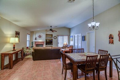 family room 2