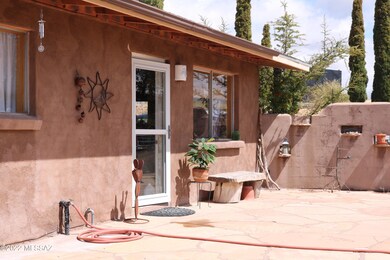 610 Oak Hills