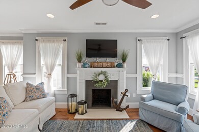 PhotoLivingRm2