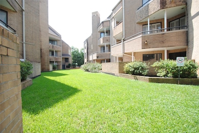 5210 Weslayan St unit 207, Houston, TX 77005 - photo 2