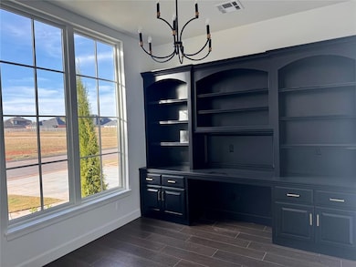 12904 Chateau Dr, Oklahoma City, OK 73162 - photo 5