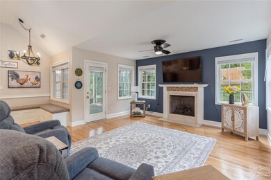 58 Regent Dr, Fletcher, NC 28732 - photo 6