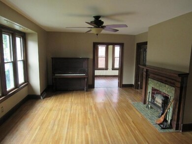 340 Brevoort Rd, Columbus, OH 43214 - photo 3