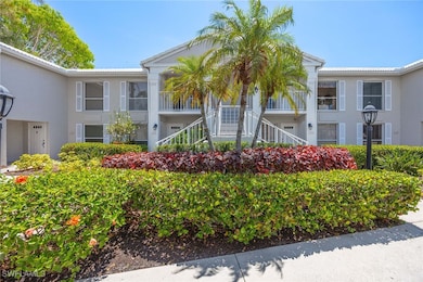 822 Gulf Pavillion Dr unit 202, Naples, FL 34108 - photo 2