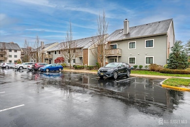 211 Ravens Crest Dr, Plainsboro, NJ 08536 - photo 2