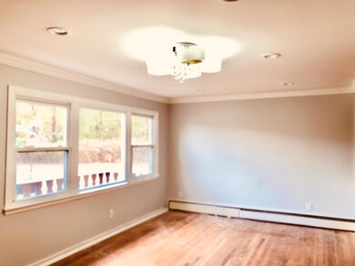 59 Thomas St unit 1, Staten Island, NY 10306 - photo 2